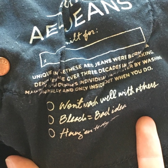 American Eagle Hi-Rise Skinny Jeans - Picture 6 of 6